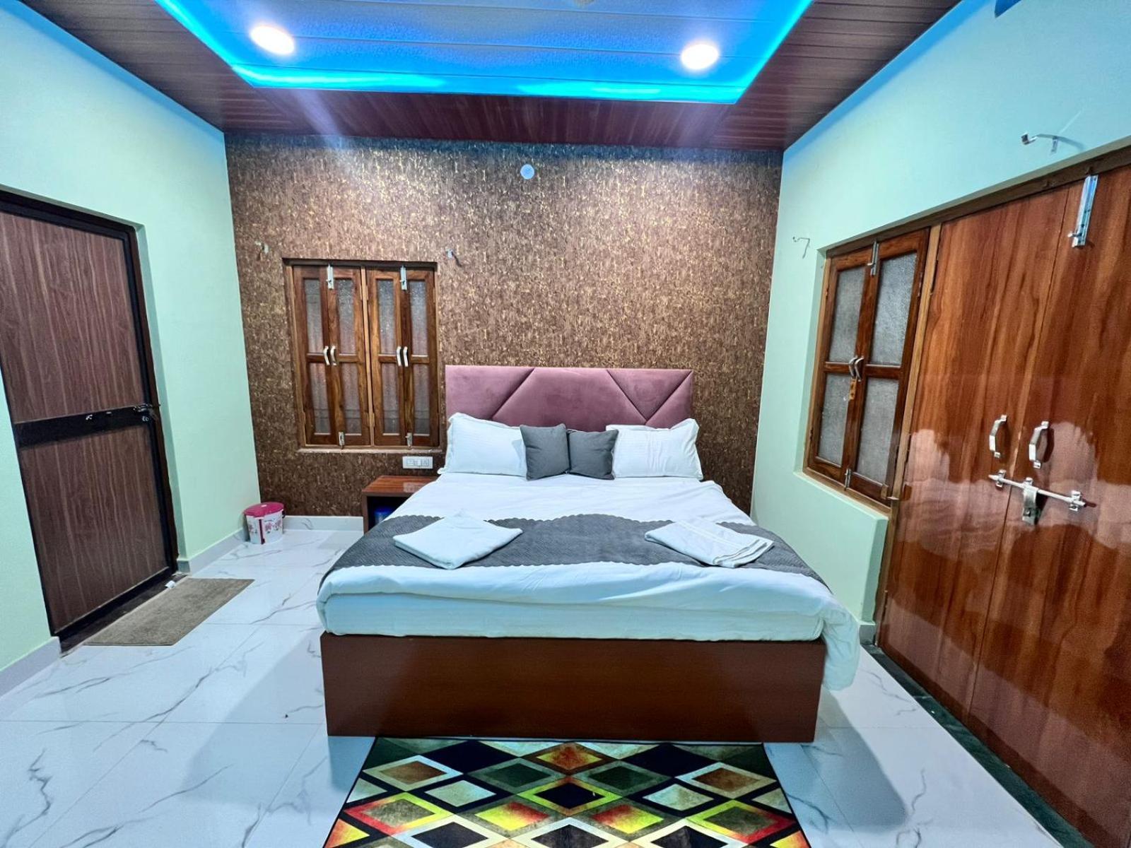 Gulab Residency Varanasi Exterior foto
